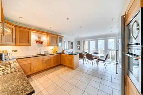 6 bedroom townhouse for sale, Whately Road, Milford on Sea, Lymington, SO41