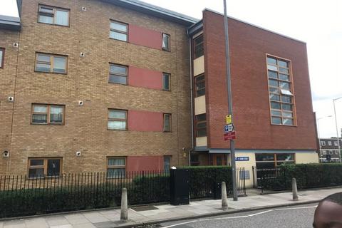 2 bedroom flat to rent, Cooke Street