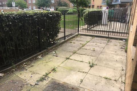 2 bedroom flat to rent, Cooke Street