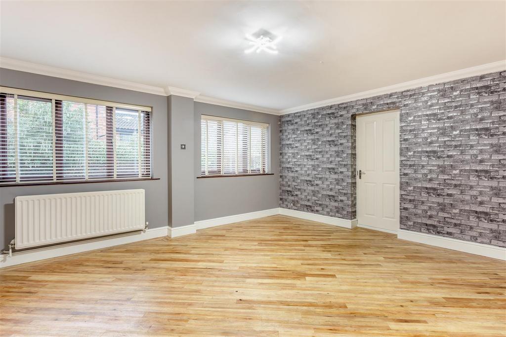 8673580-interior17.jpg