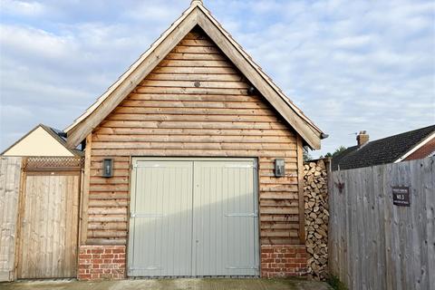 2 bedroom cottage for sale, Norwich Road, Dickleburgh, Diss