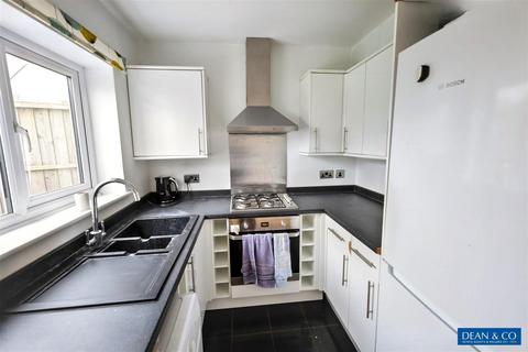3 bedroom end of terrace house for sale, Rowan Avenue, Hove