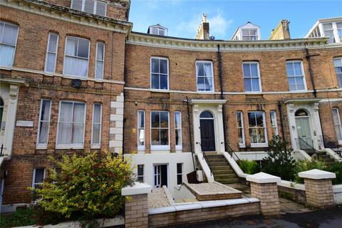 2 bedroom apartment to rent, Royal Crescent, Scarborough, North Yorkshire, YO11