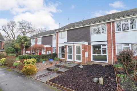 2 bedroom terraced house for sale, Sycamore Avenue, Horsham