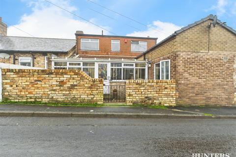 6 bedroom terraced bungalow for sale, First Street, Crookhall, Consett