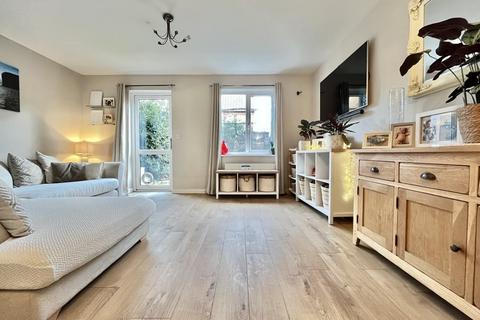 2 bedroom semi-detached house for sale, Grange Drive, Stotfold, SG5,