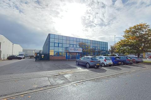 Warehouse to rent - 3 Steyning Way, Bognor Regis, PO22 9TT