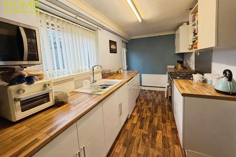 3 bedroom terraced house for sale, 4 Radcot Lawns