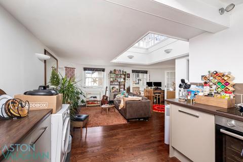 1 bedroom apartment for sale, 13 Lewes Crescent, East Sussex BN2