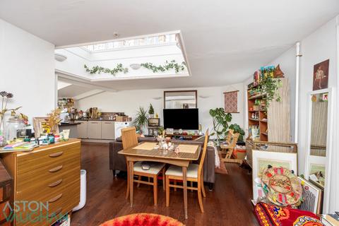 1 bedroom apartment for sale, 13 Lewes Crescent, East Sussex BN2