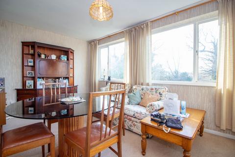 3 bedroom detached house for sale, Greenfield Avenue, Carpenders Park, Watford, WD19