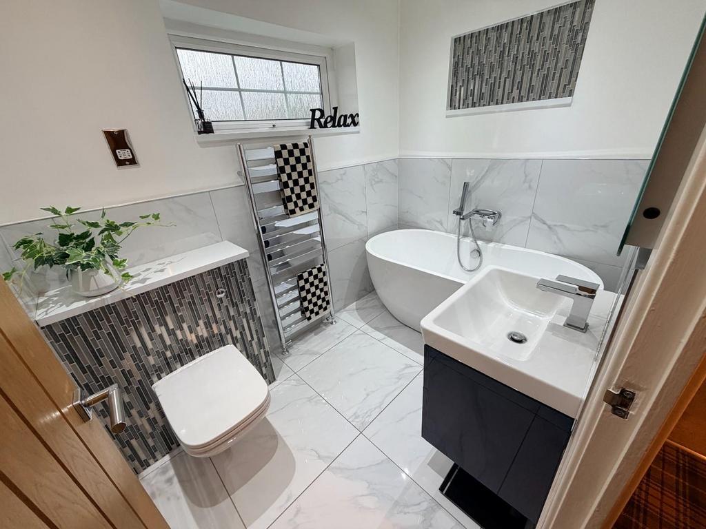 Family bathroom
