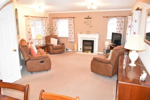 2 bedroom mobile home for sale, Ram Hill, Bristol BS36