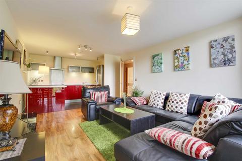 2 bedroom apartment to rent, Amethyst House, Milton Keynes MK9