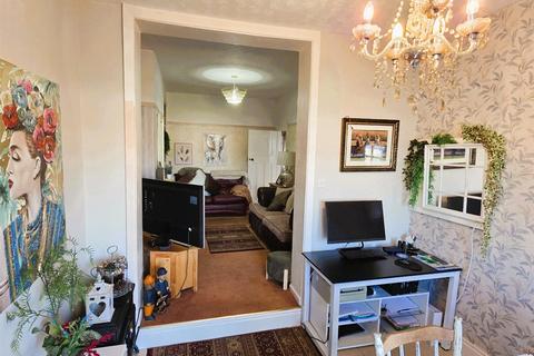 3 bedroom semi-detached house for sale, Stebonheath Terrace, Llanelli