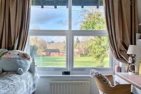 3 bedroom terraced house for sale, School Road, Winchester SO21