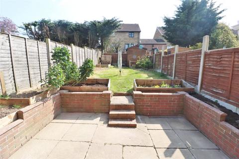 2 bedroom end of terrace house for sale, Nash Close, Lawford, Manningtree, Essex, CO11