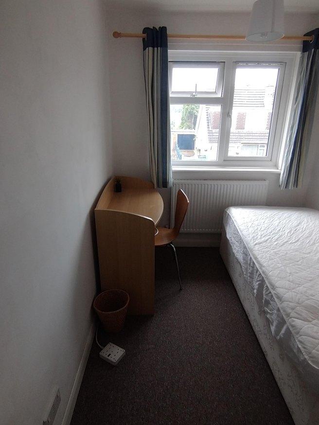 Verwood-close-ct2-7hs-1022594