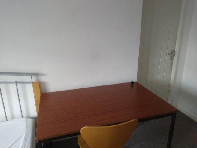 Verwood-close-ct2-7hs-1022558