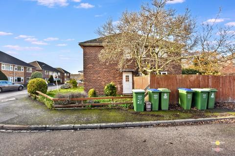 2 bedroom maisonette for sale, Walden Close, Belvedere DA17