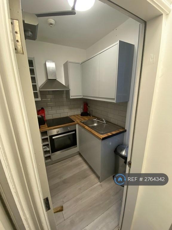 1st Floor Room Kitchen