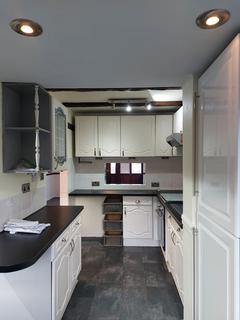 2 bedroom semi-detached house to rent, Hollins Road, Nelson, BB9