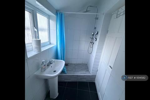 1 bedroom flat to rent, Wellington Road, London, E17