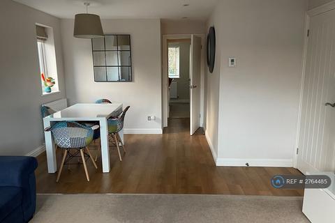 1 bedroom maisonette to rent, Windsor Court, Kings Langley, WD4