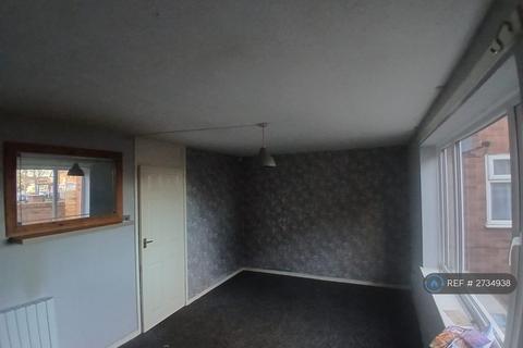 2 bedroom flat to rent, St Peters Court, Alvaston, Derby, DE24