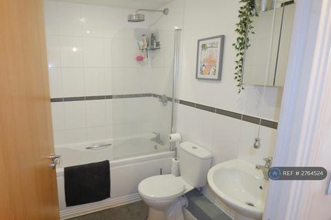 undefined, Orchard Place, Southampton, SO14