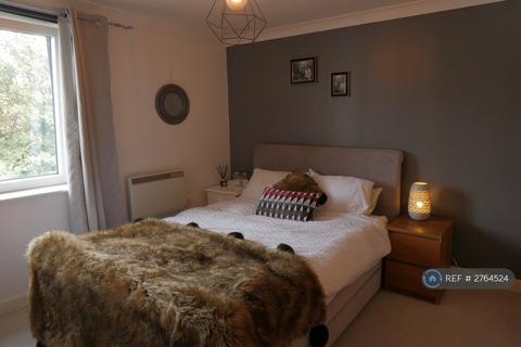 undefined, Orchard Place, Southampton, SO14