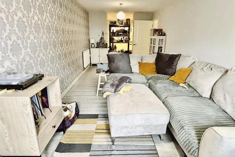 2 bedroom apartment for sale, Ward View, Chatham