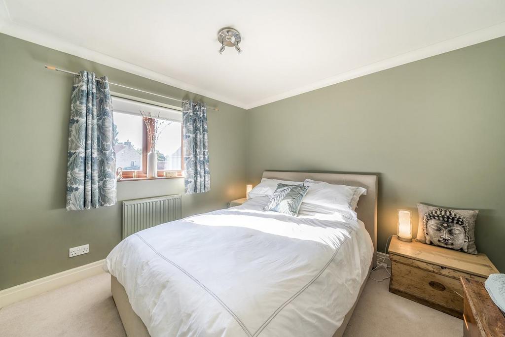 Bedroom 4.jpg