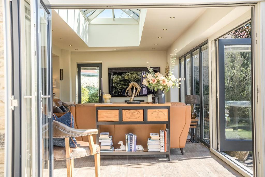 Lifestyle living orangery.jpg