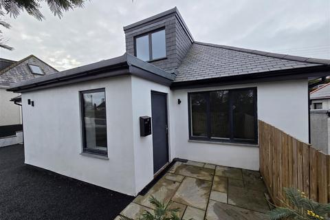3 bedroom detached house to rent, Truro