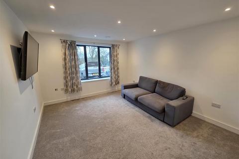 3 bedroom detached house to rent, Truro