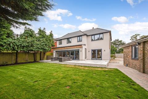 4 bedroom detached house to rent, Tavells Lane, Marchwood SO40