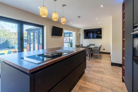 4 bedroom detached house for sale, Bannister Green, Felsted, Dunmow