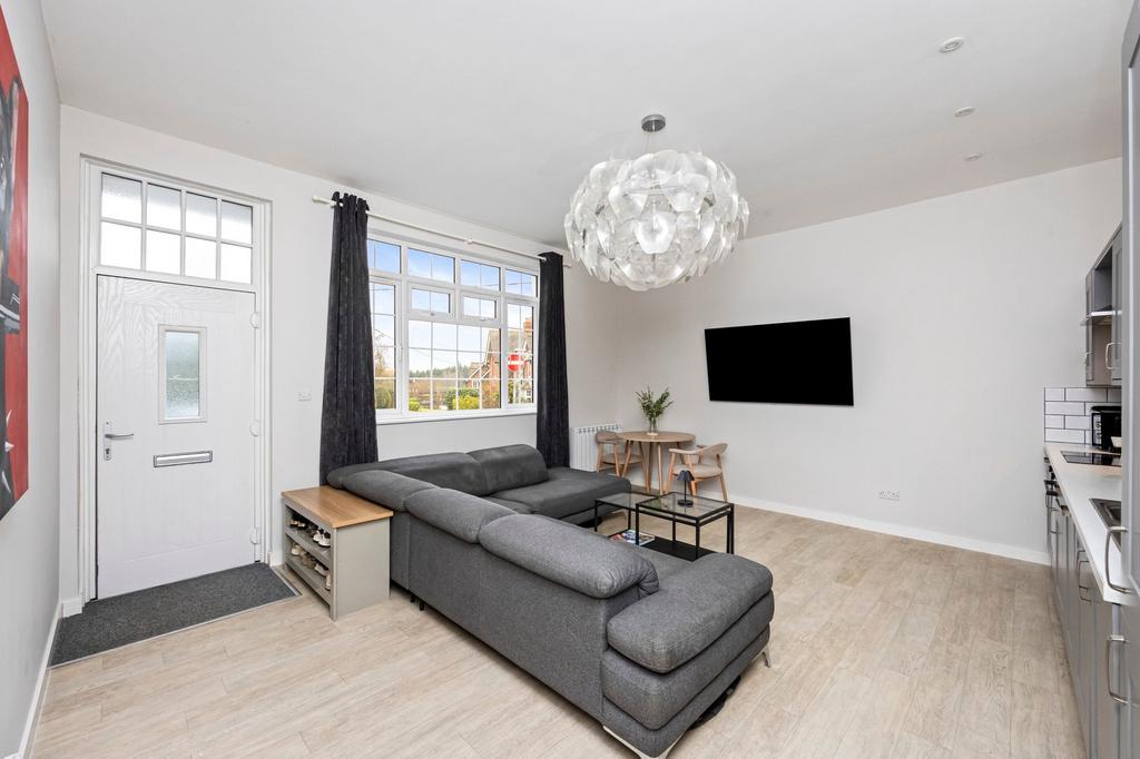 Kitchen/ dining / living area