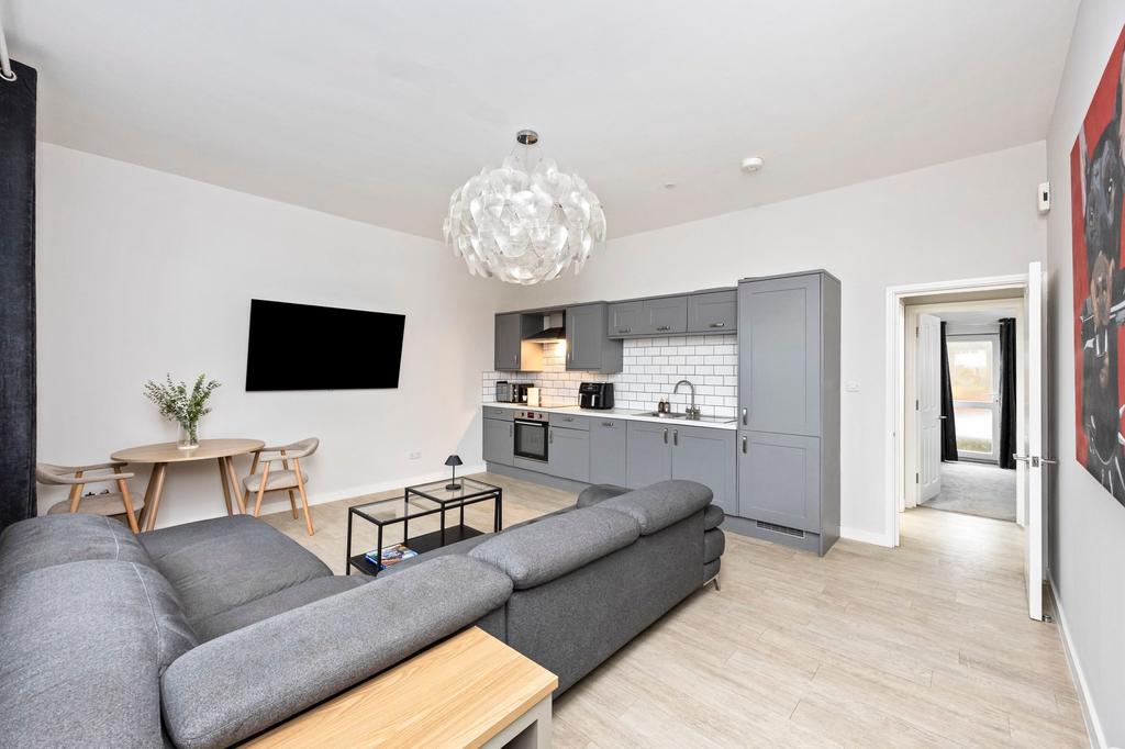 Kitchen/ dining / living area