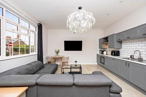 1 bedroom apartment for sale, Brighton Road, Mannings Heath, RH13