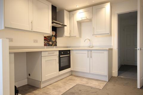 1 bedroom flat to rent, The Beacons, Pickersleigh Avenue, Malvern, Worcestershire, WR14 2FH