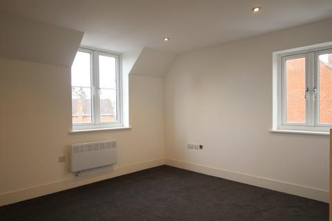 1 bedroom flat to rent, The Beacons, Pickersleigh Avenue, Malvern, Worcestershire, WR14 2FH