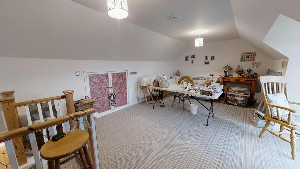 Park-Estate-Road-Portland-Dorset-UK-01192026 14105