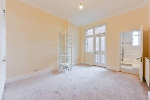 Cunningham Court, Maida Vale, London, W9