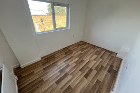 2 bedroom apartment for sale, Barking Road, London E13