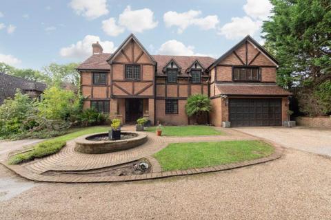 undefined, Gills Hill Lane, Radlett