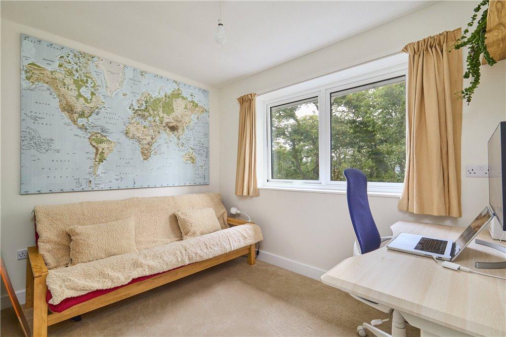 Bedroom/Study