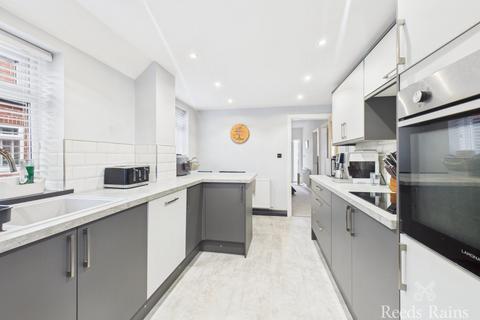 3 bedroom semi-detached house for sale, Preston Road, Durham TS18