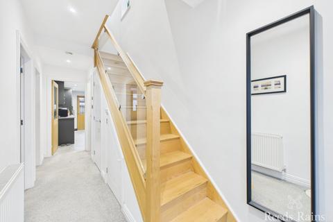 3 bedroom semi-detached house for sale, Preston Road, Durham TS18